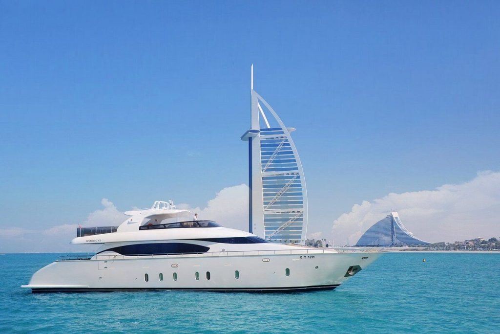 Exploring Dubai's Waters Exclusive Yacht Rental Packages for a Luxurious Maritime Experience Daily Boat Rentals Indulge In Extravagance the-echoproject.com